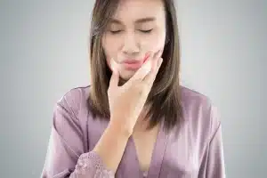 Prevent Teeth Grinding TMD Facial Pain 1280x853 1 300x200